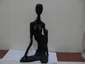 Manufacturers Exporters and Wholesale Suppliers of Sculptor Sitting S-40 CM Moradabad Uttar Pradesh